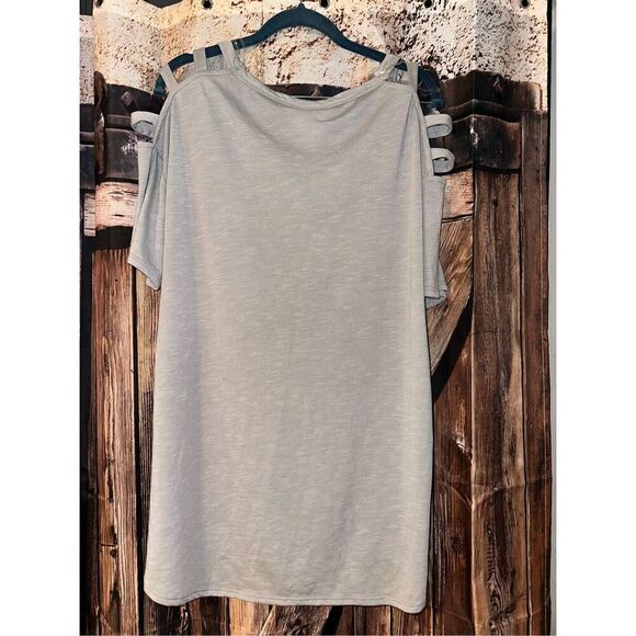 BLACK FRIDAY $20 True elf Music City Nashville off the shoulder Y2K graphic 1X - Picture 5 of 5